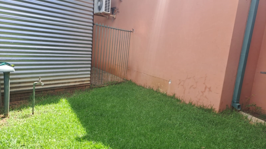 4 Bedroom Property for Sale in Universitas Free State